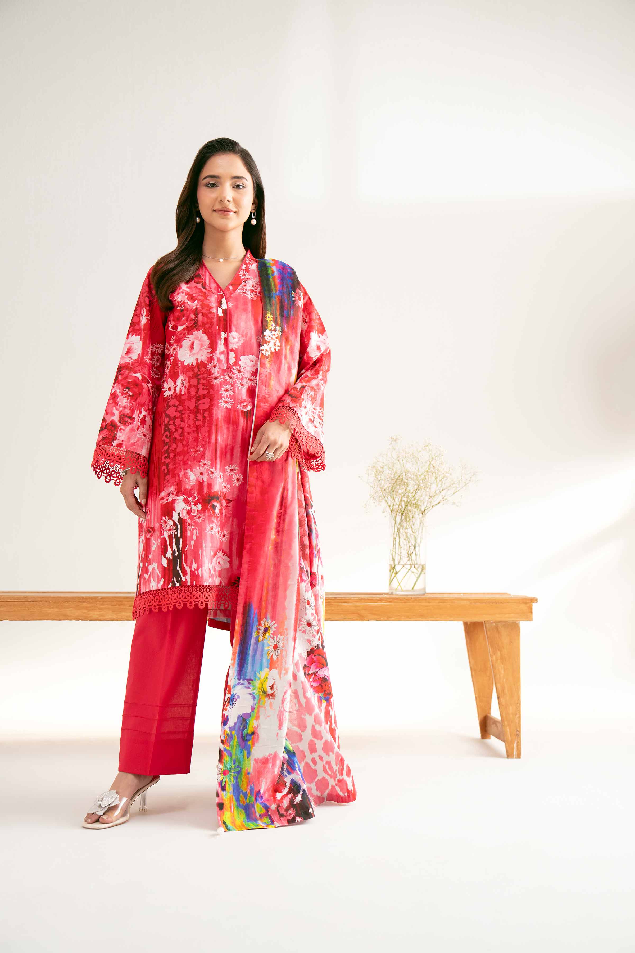 520-3-Piece-Printed-Loose-Fabric-42503424-4.jpg 3 Piece - Printed Loose Fabric - 42503424