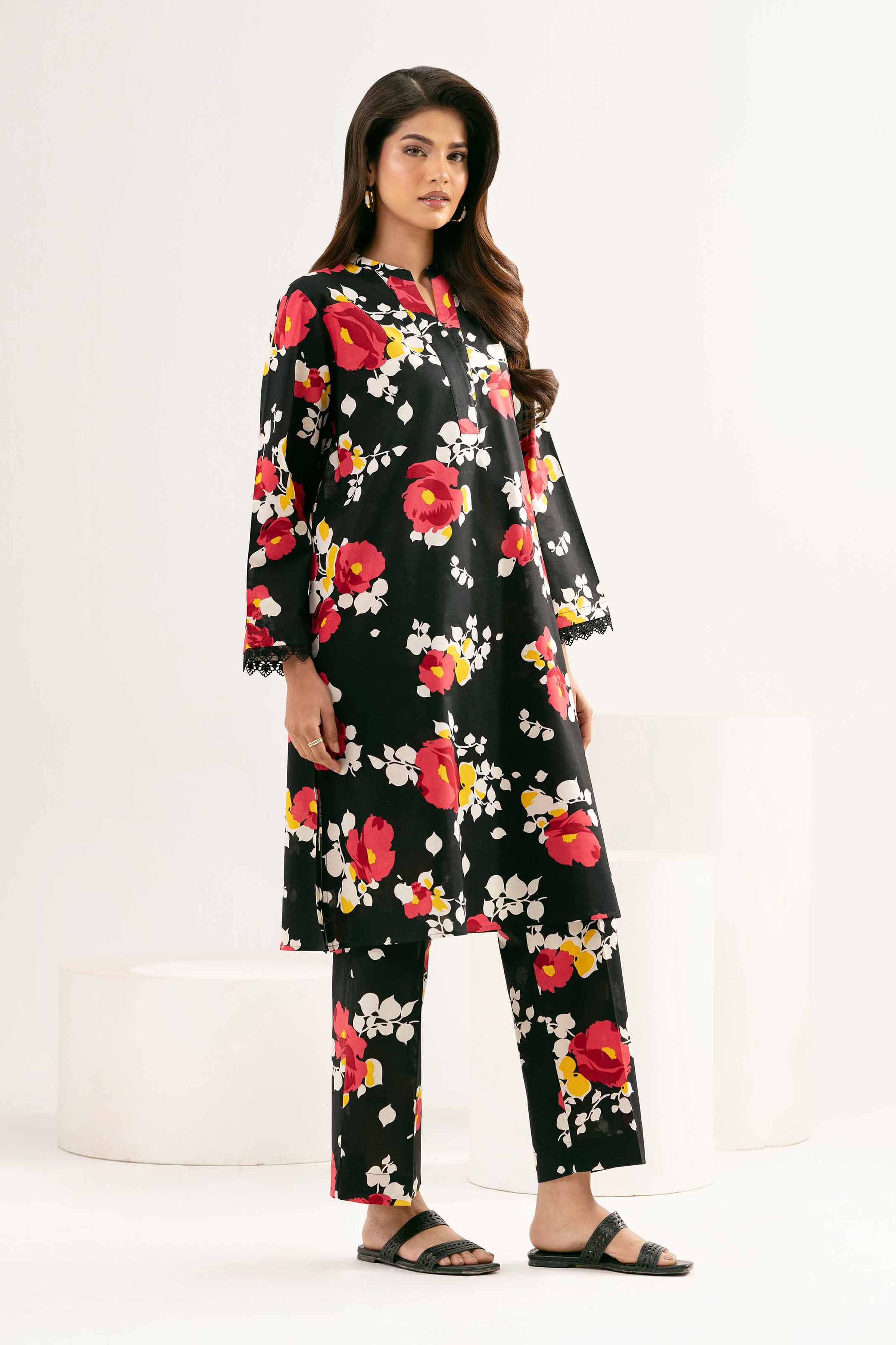 5492-2-Piece-Printed-Suit-PE25-392-1.jpg 2 Piece - Printed Suit - PE25-392