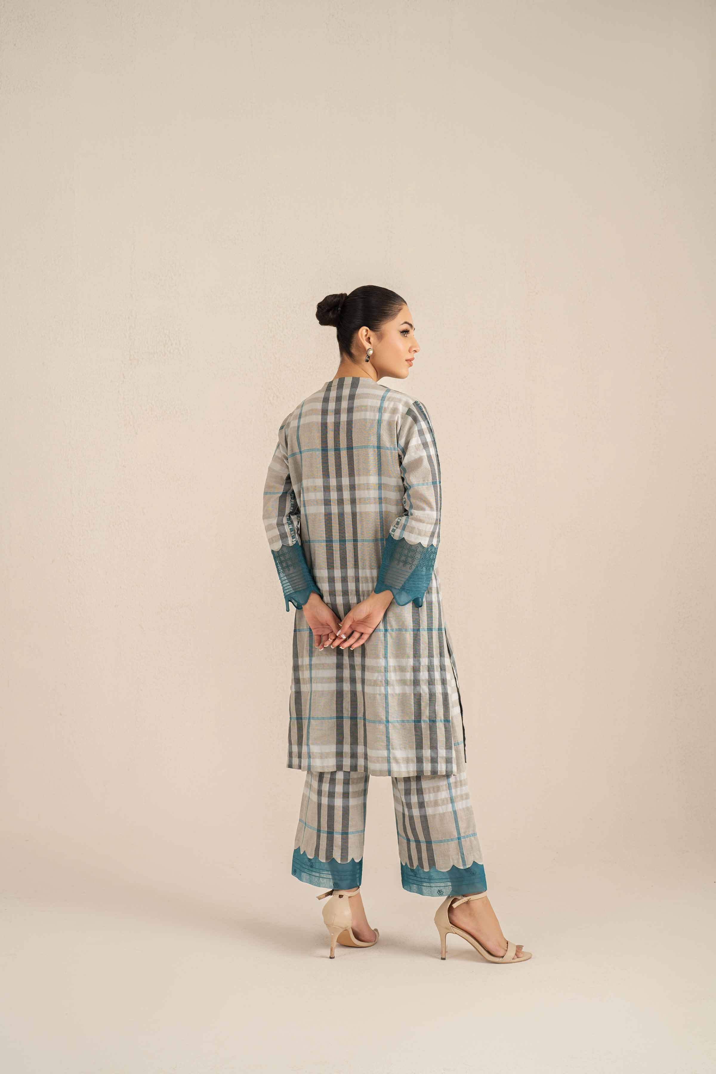 5546-2-Piece-Printed-Embroidered-Suit-KFS25-23-3.jpg 2 Piece - Printed Embroidered Suit - KFS25-23