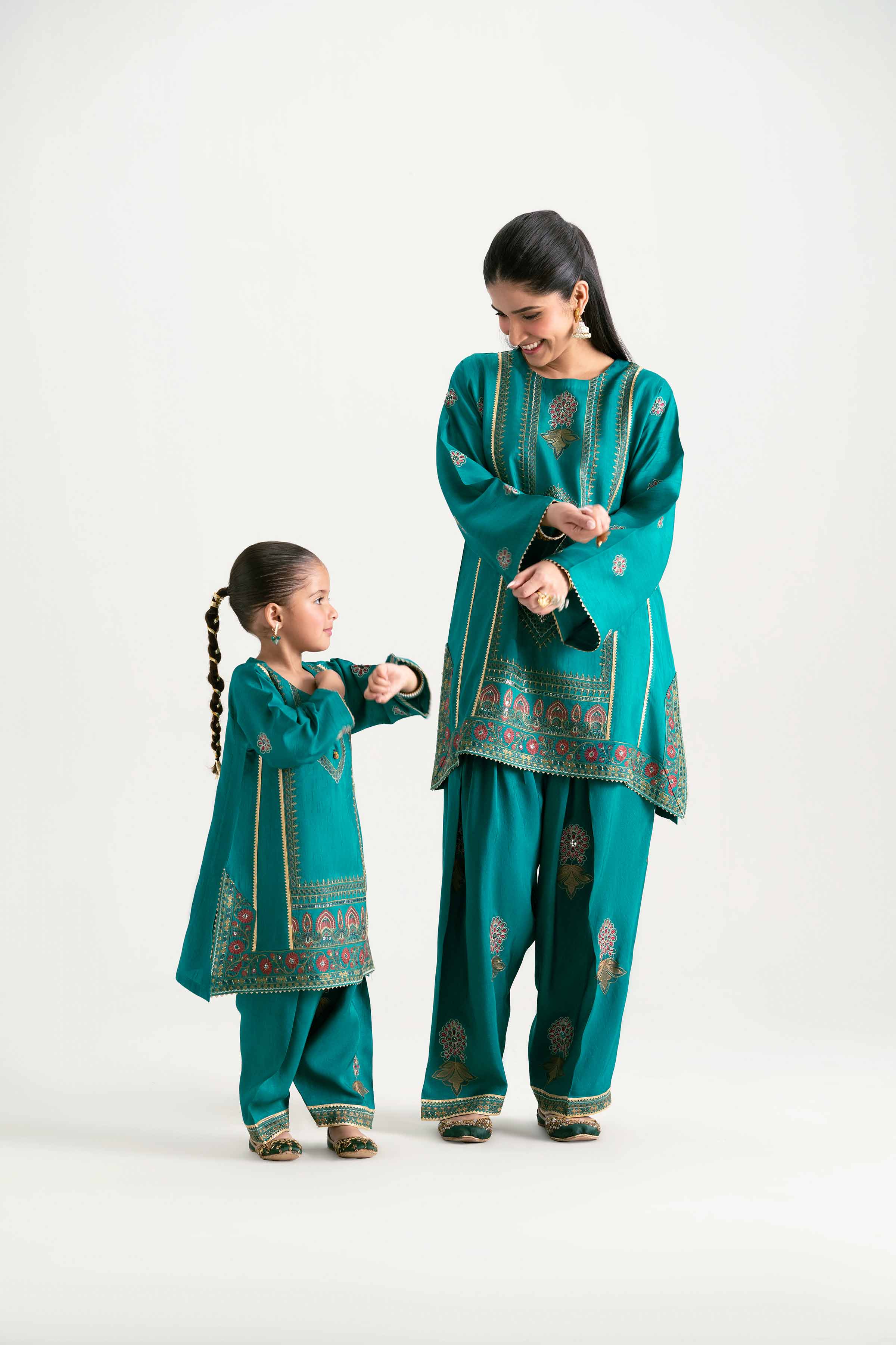 2 Piece - Embroidered Suit - PMD25-09 D