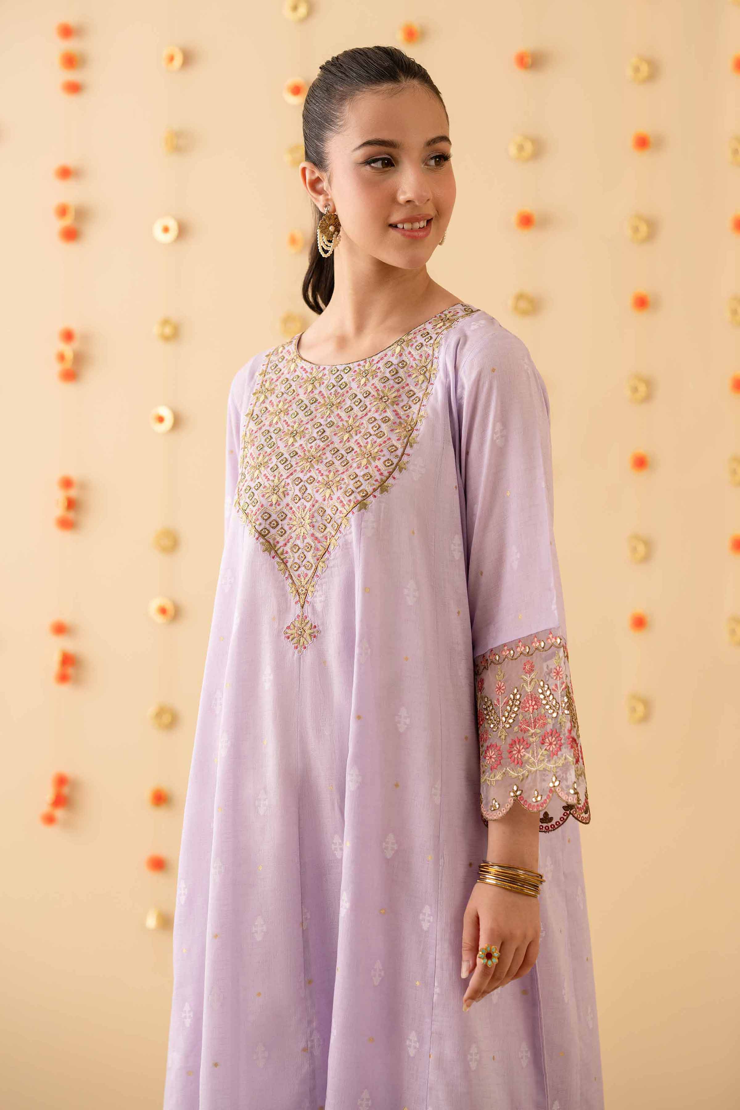 2 Piece - Embroidered Suit - PE25-142