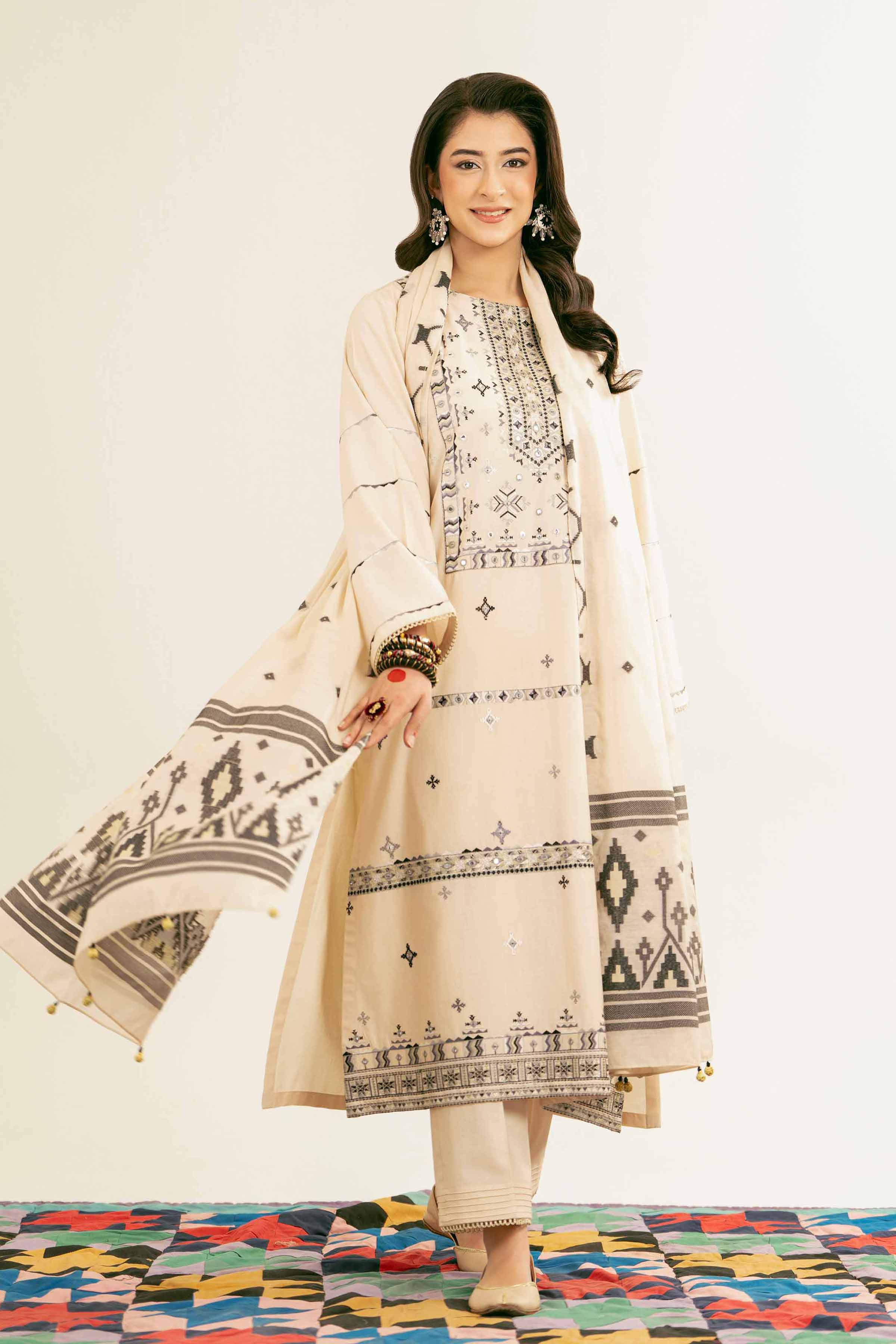 3 Piece - Embroidered Suit - PE25-141