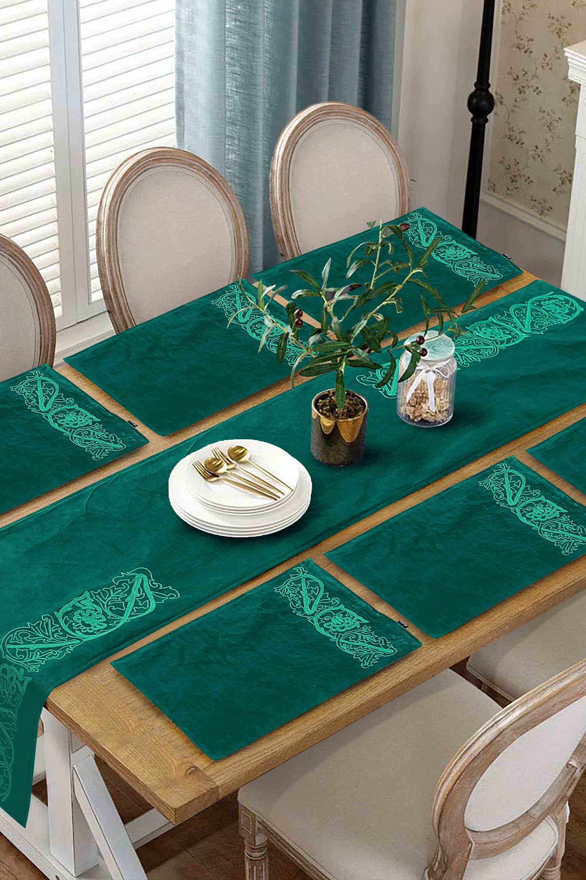 Palma Embroidered Table Runner Set - 5 Piece