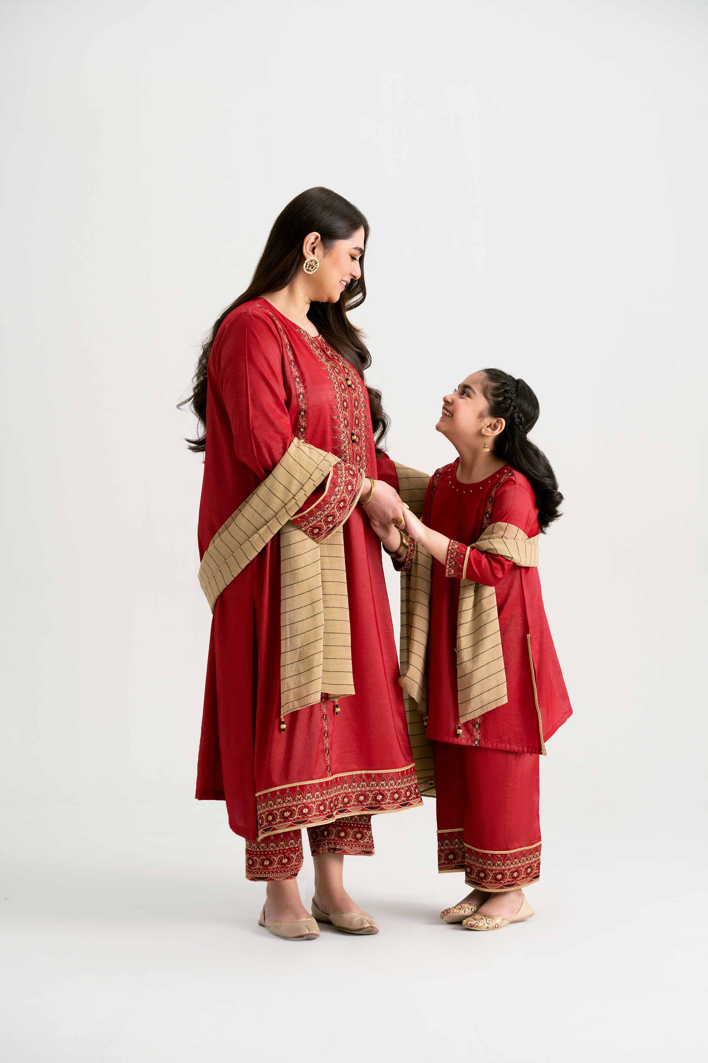 7554-3-Piece-Embroidered-Suit-PMD25-12-M-10.jpg 3 Piece - Embroidered Suit - PMD25-12 M