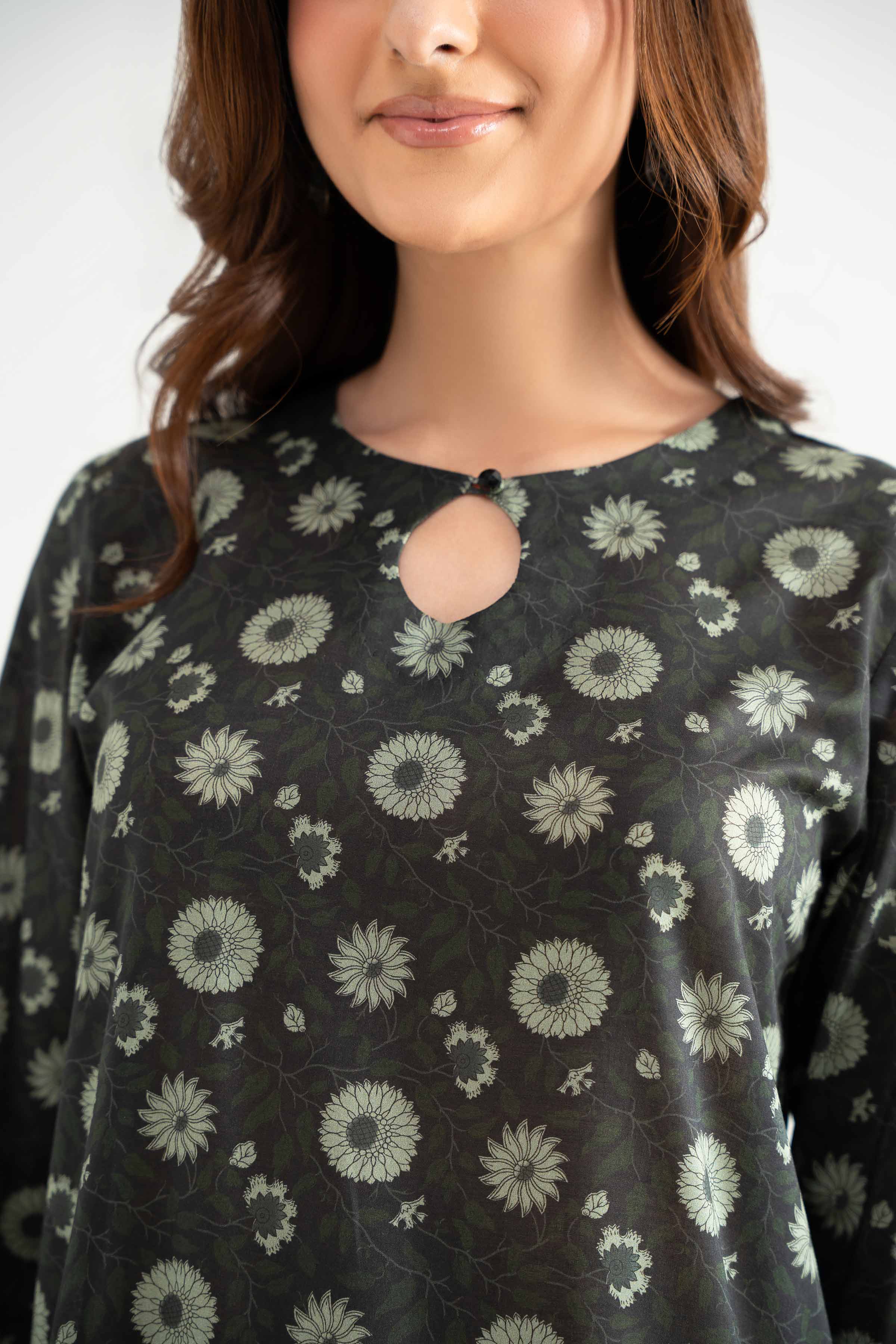 768-3-Piece-Digital-Printed-Embroidered-Suit-42501620-4.jpg 3 Piece - Digital Printed Embroidered Suit - 42501620