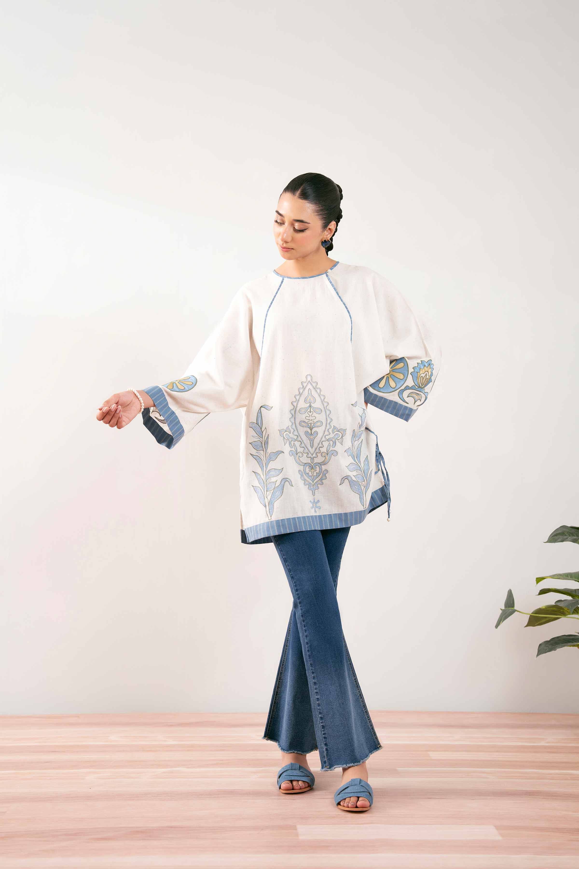 8004-Embroidered-Tunic-AS25-81-4.jpg Embroidered Tunic - AS25-81