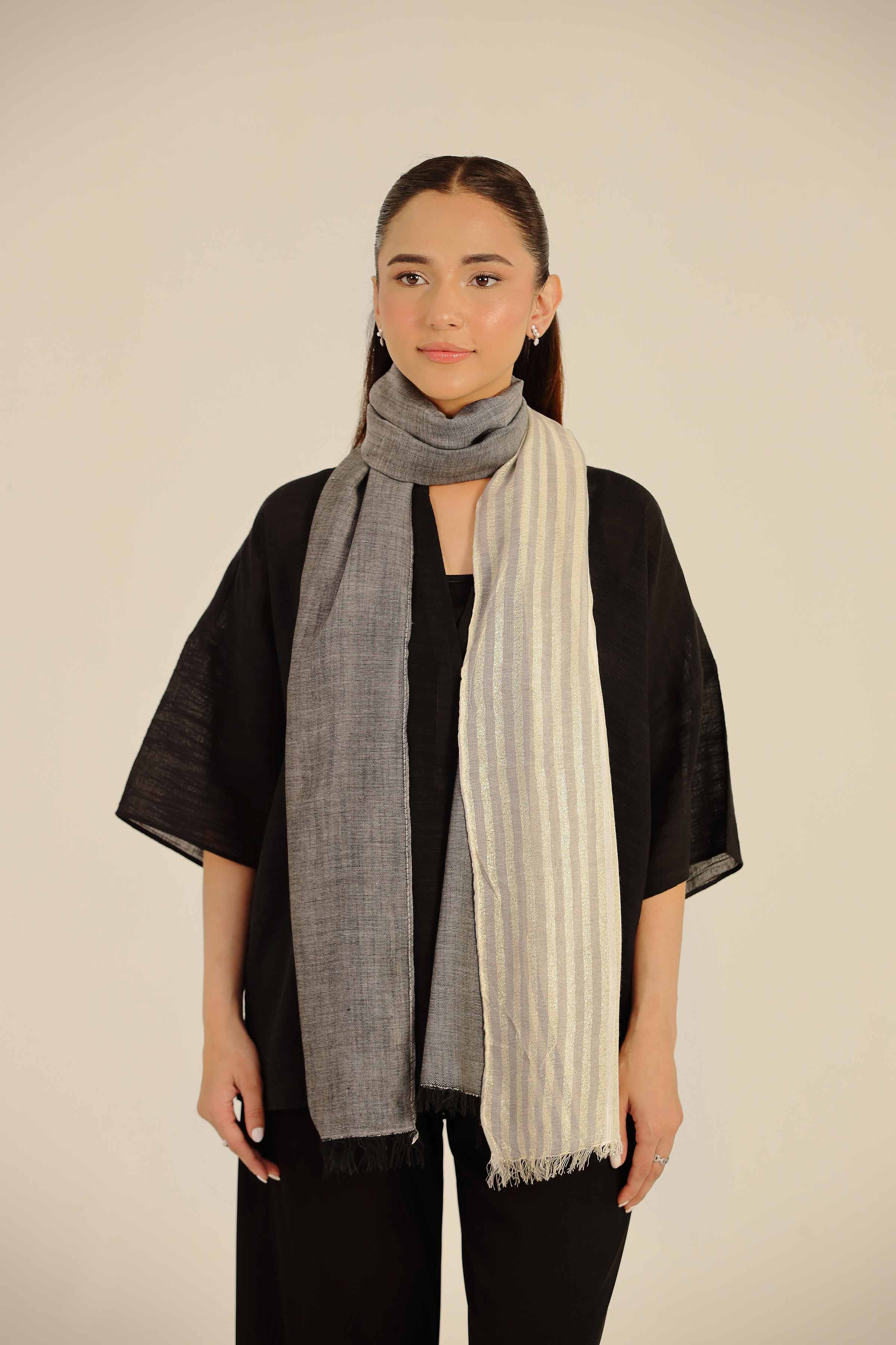Grey Women Scarf-442462111