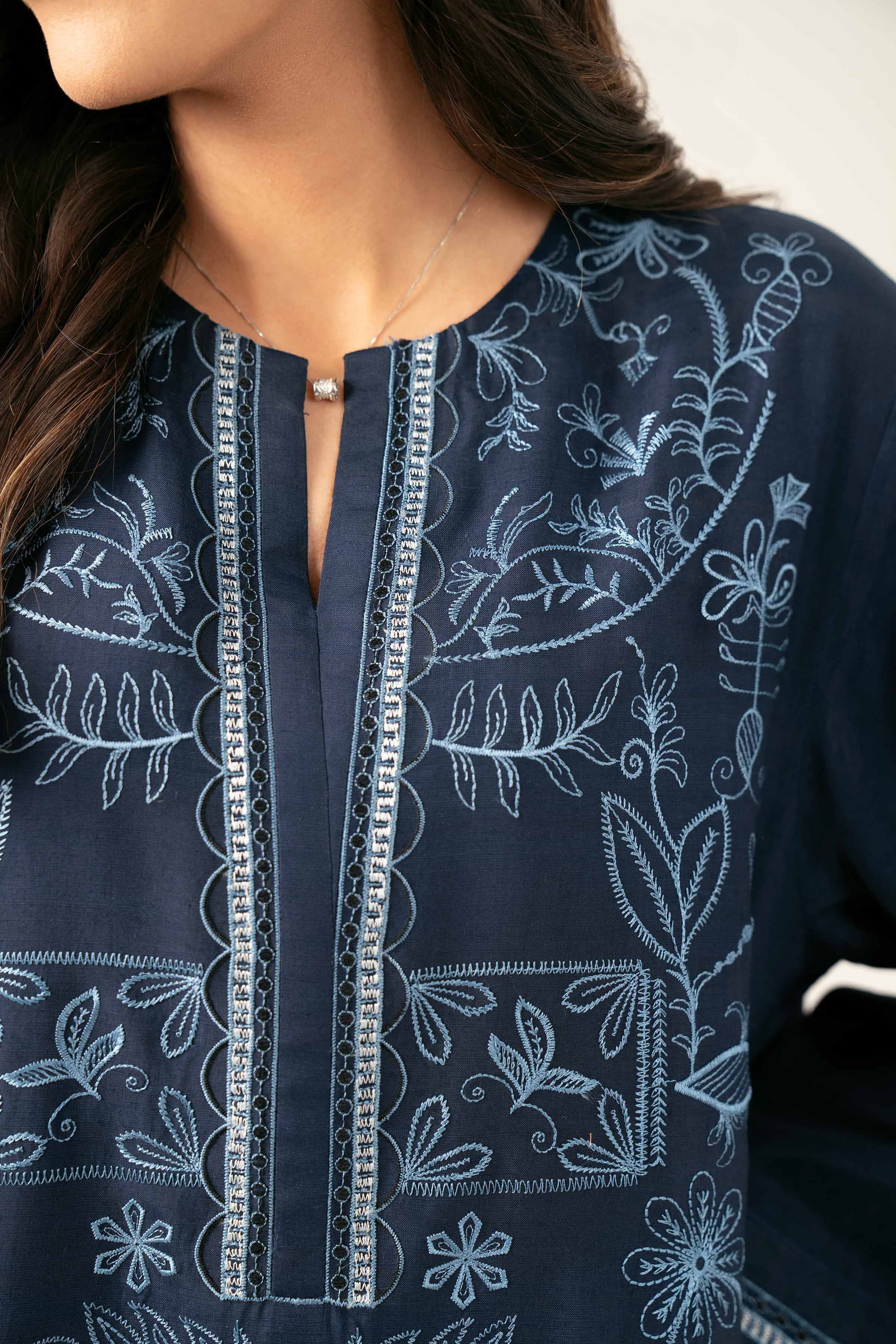 8546-2-Piece-Embroidered-Suit-FE25-39-4.jpg 2 Piece - Embroidered Suit - FE25-39