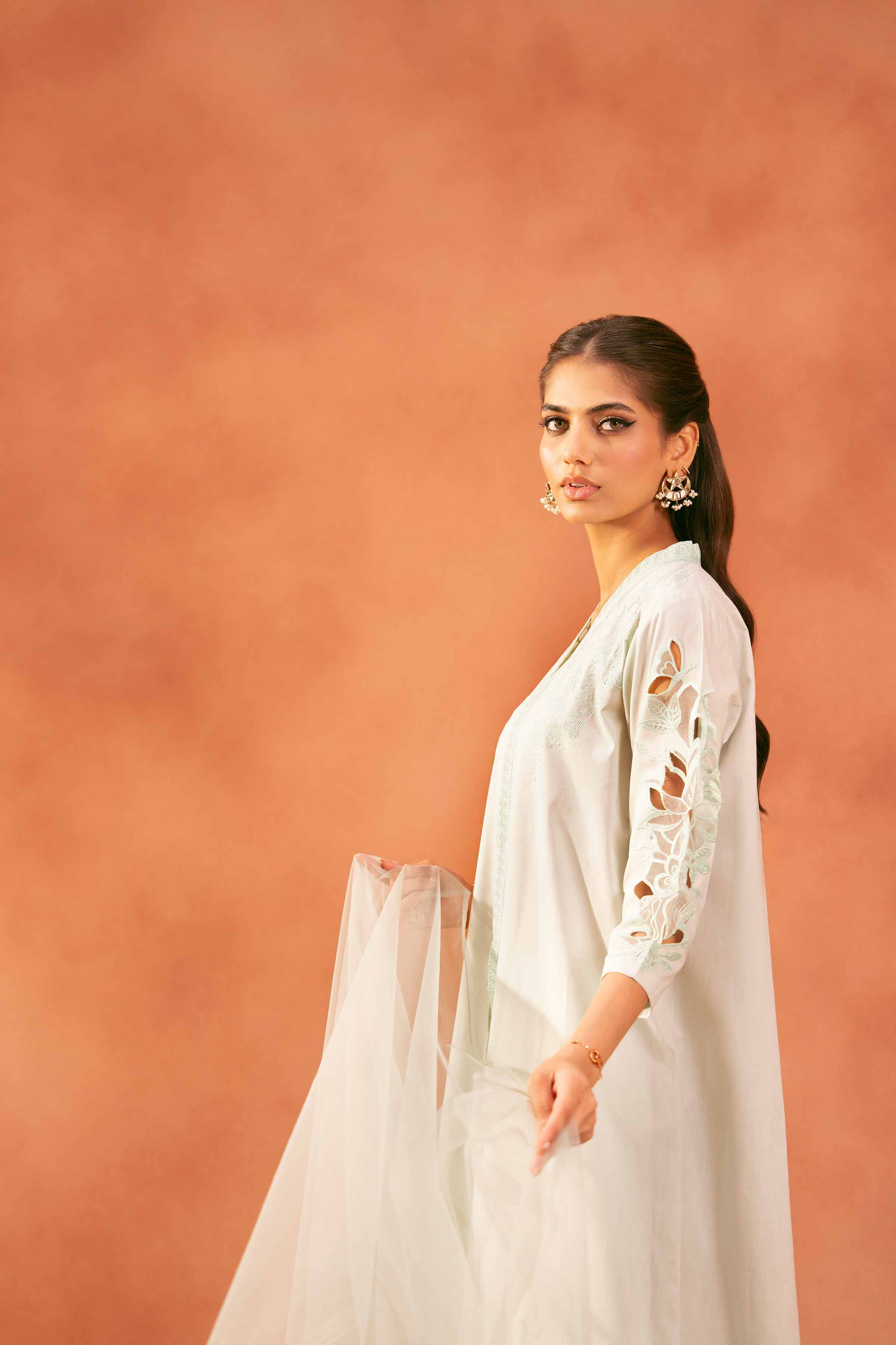 8687-3-Piece-Embroidered-Suit-KFE25-136-7.jpg 3 Piece - Embroidered Suit - KFE25-136