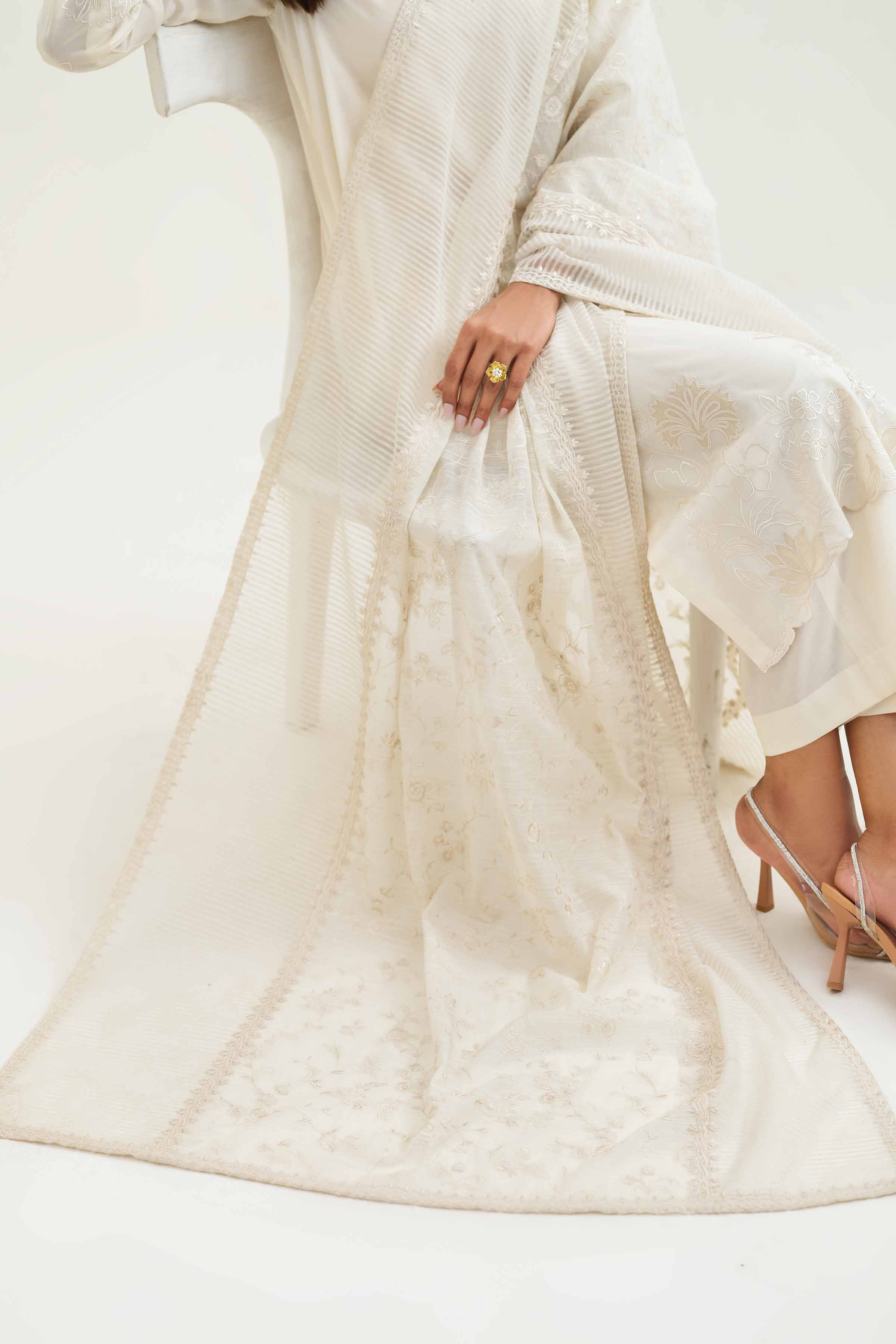 Embroidered Dupatta - KFS25-54