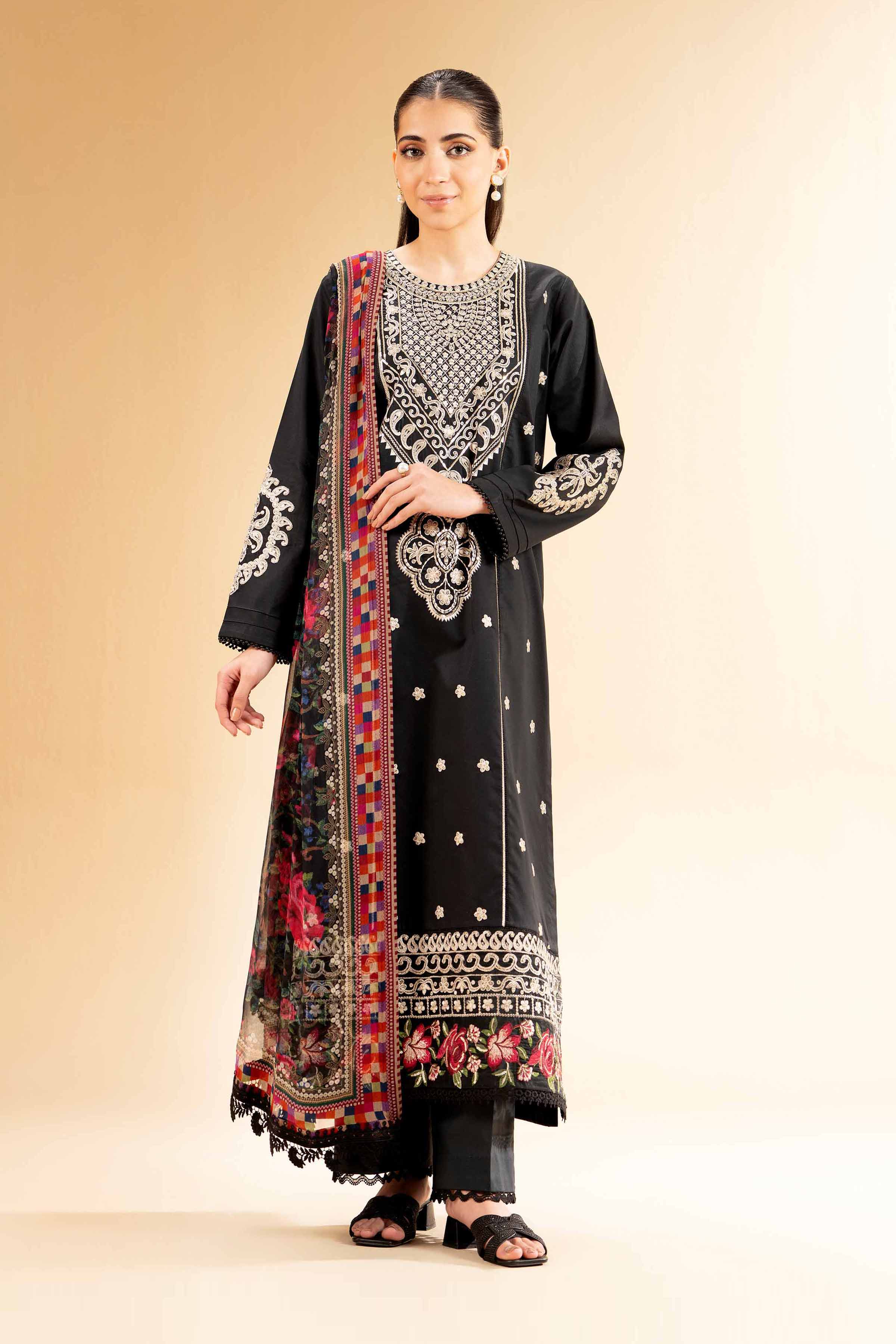 3 Piece - Embroidered Suit - 42501379